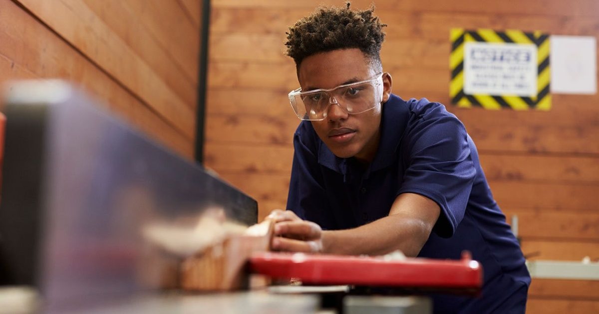 Generation work. Американский плотник. Работник jpg Low. What does Carpenter do. Part time jobs in Carson CA.