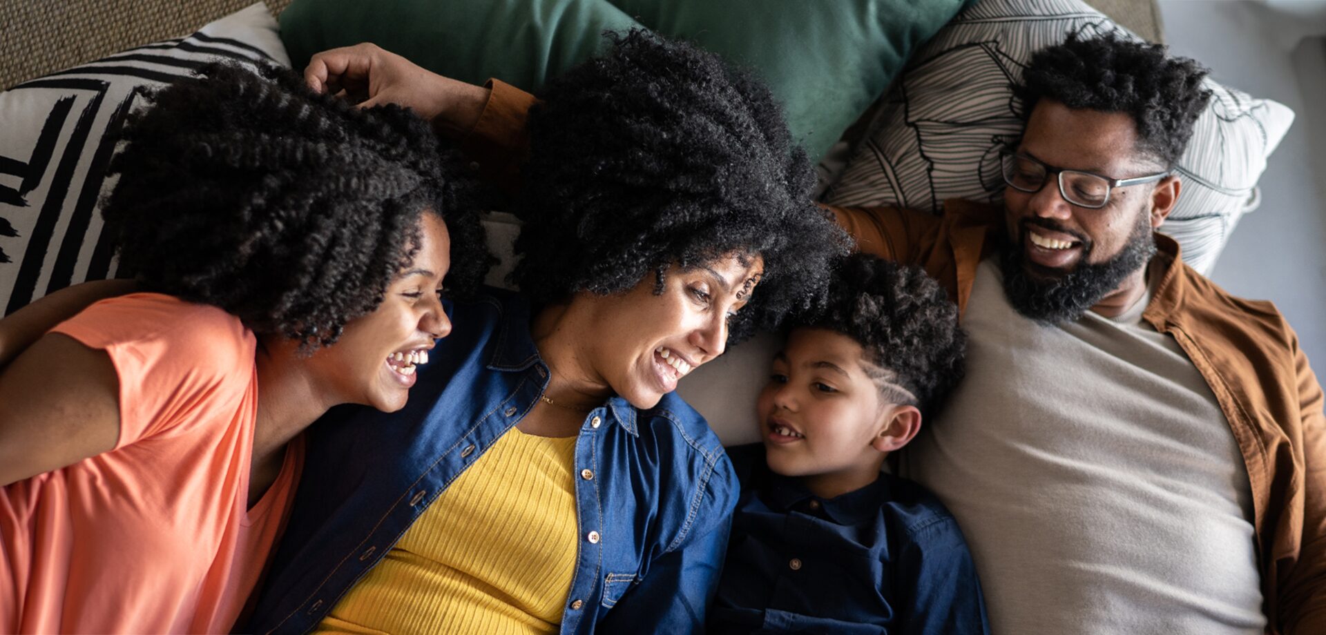 Site AR Rseries hero 2026